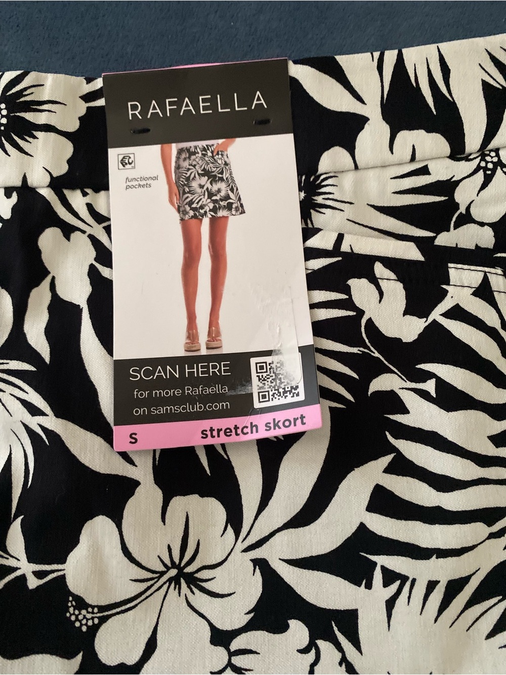 Rafaella Black & White Stretch Skort - Women's